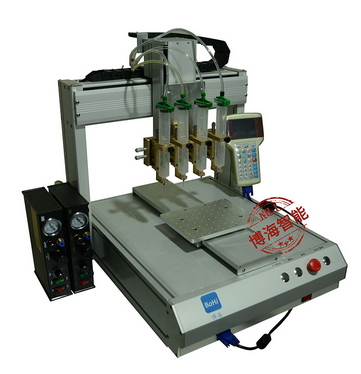 熱熔膠自動(dòng)點(diǎn)膠機(jī)有哪些優(yōu)點(diǎn)？